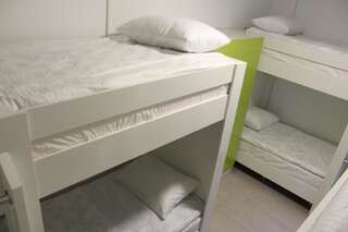 Хостелы Park Hostel Osh Ош Спальное место на двухъярусной кровати в общем номере для мужчин и женщин-2